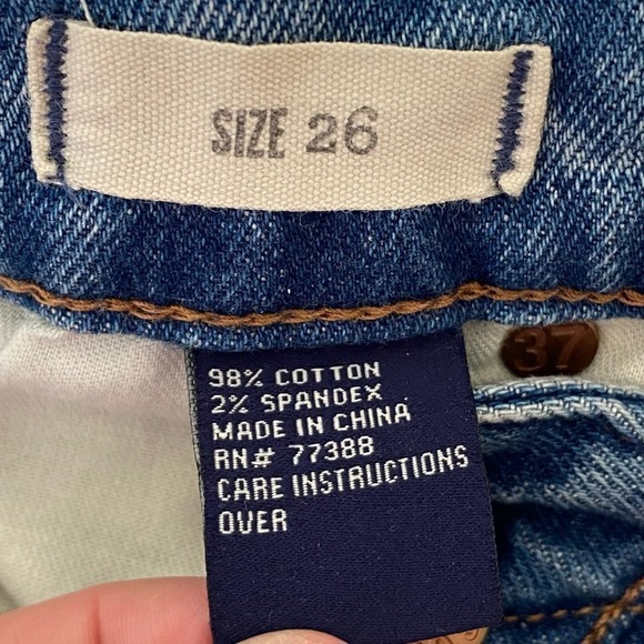 Madewell Denim Cut Off 9" Mid Length Mid Rise Bermuda Shorts, Size 26 - Picture 4 of 6